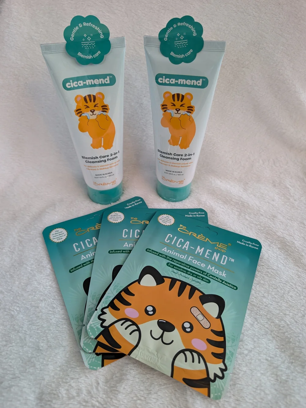 2 Creme Shop Cica-mend blemish care 2-in-1 cleansing foam & 3 cica- mend facemas